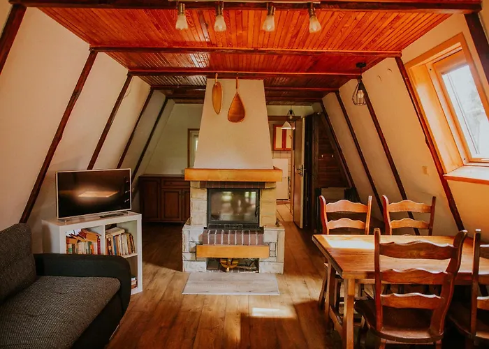 Nad Jeziorem Parzenskim Tatil Evi Parzensko